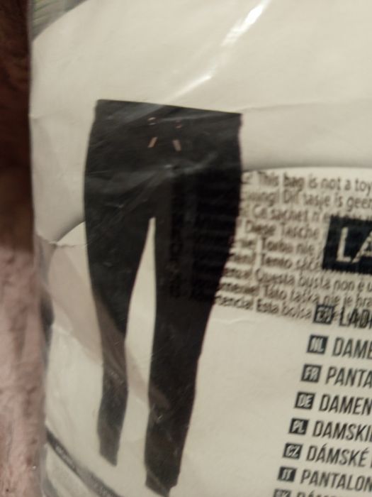 Spodnie dresowe damskie