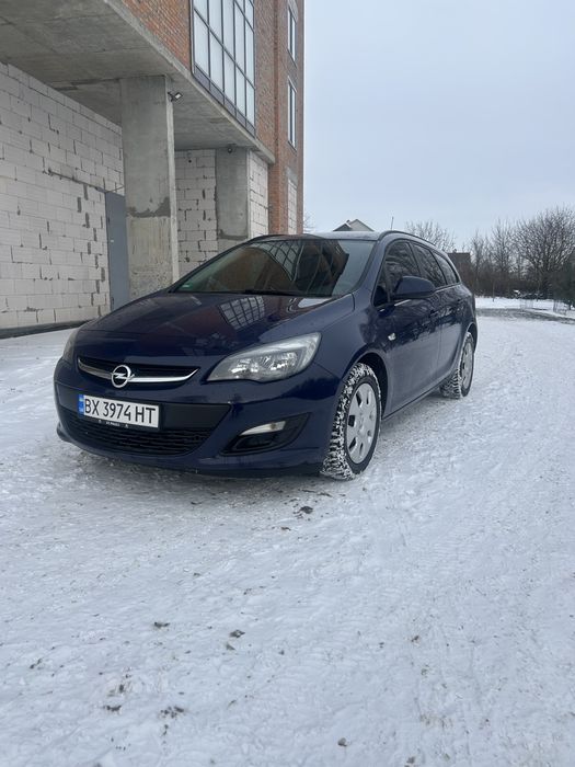 Opel astra j 1,6 бензин газ 2015 року