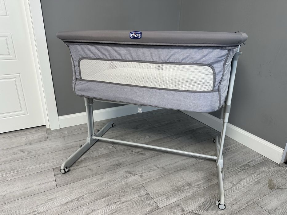 Продам ліжичко Chicco next2me dream