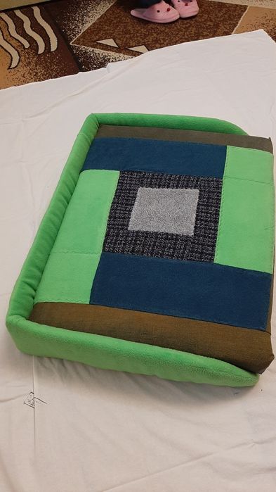 Лежаки для собачек