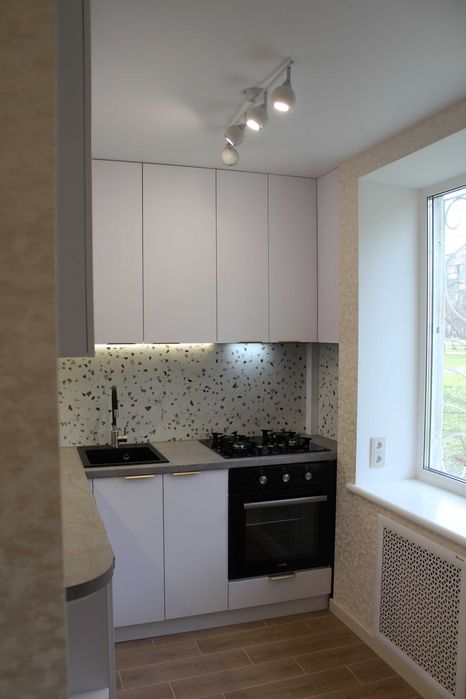 Продам 1к Лазаревського (Мініна) 3, дизайн ремонт, метро