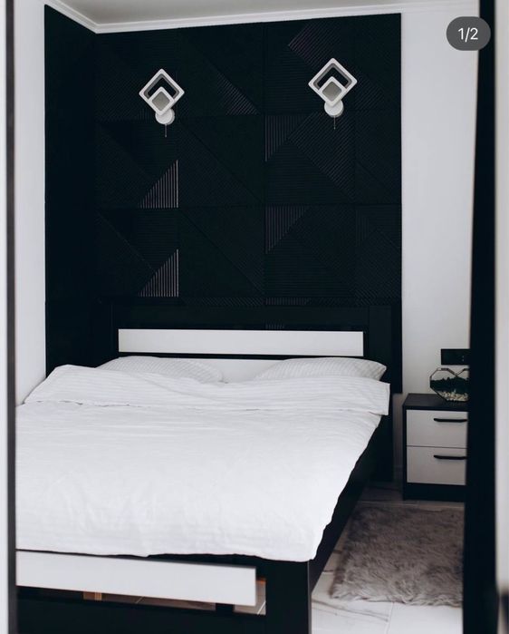 Будиночок в Карпатах B&W