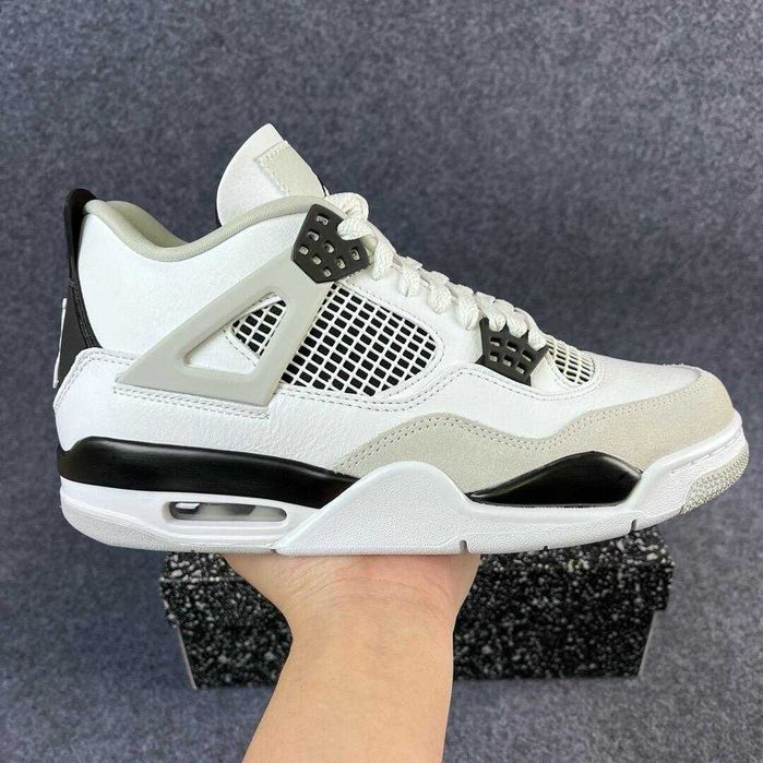 Nowe buty do koszykówki Jordan 4 Retro White Rozmiar 43