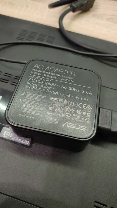 Laptop ASUS K56CB XO319H I3-3217U 500GB 8GB GT740M