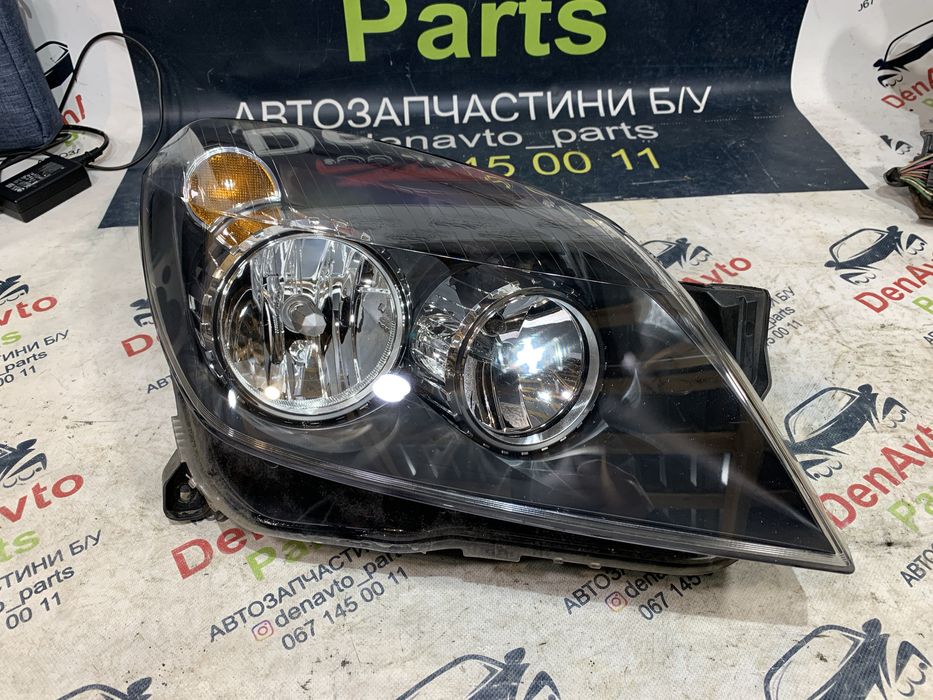 Фара Права Opel Astra H 2004-2012 фари Опель Астра Н Аш Ейч опель астр