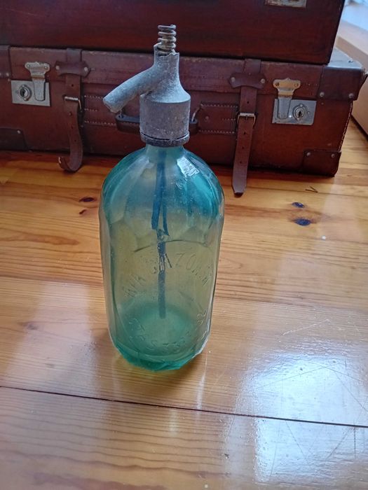 Antiga garrafa de sifao dos anos 20