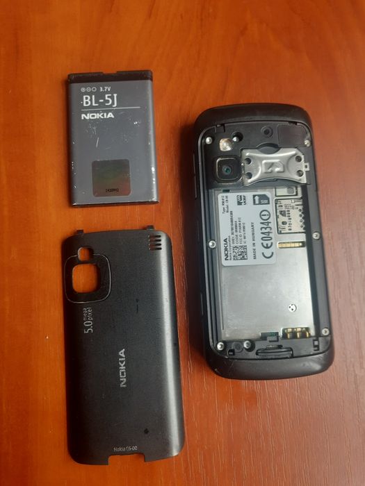 Мобильные кнопочные Nokia C6-00, Nokia 5030