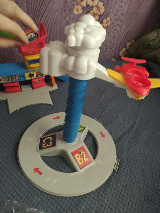 LittlePeople аеропорт, літачок обертаєтьсЯ