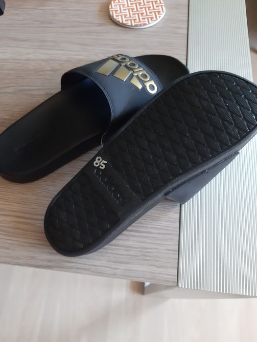 Klapki Adidas 44 czarne złote litery kolekcja limited tkmaxx męskie kl