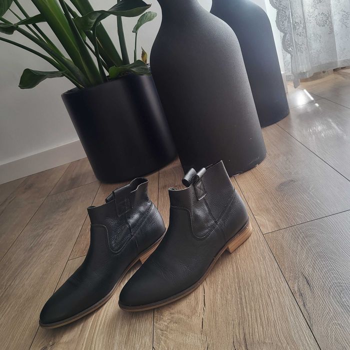 Botki kozaki sztyblety Buffalo r. 38 czarne skóra naturalna stan super