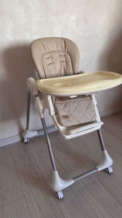 Стілець для годування Carello Toffee