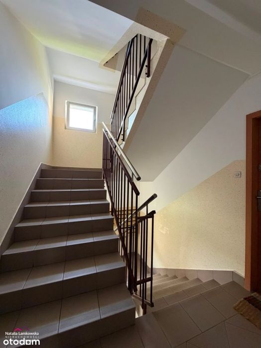 Os.Kopernika*1 piętro *2 pokoje*Osobna kuchnia