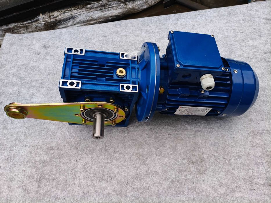 Silnik elektryczny 2,2Kw z przekładnią motoreduktor przekładnia