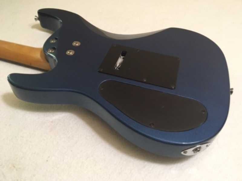 Guitarra ARIA MAC Series em perfeito estado de funcionamento