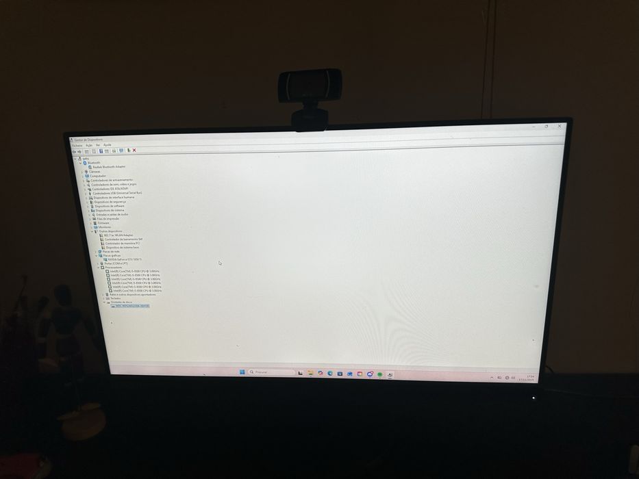 Vendo PC com monitor