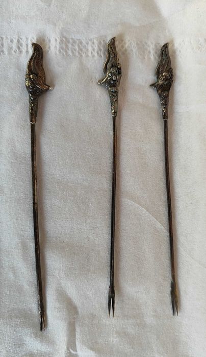 Набор шпажек для канапе из серебра 875 пробы. Производство Вьетнам.