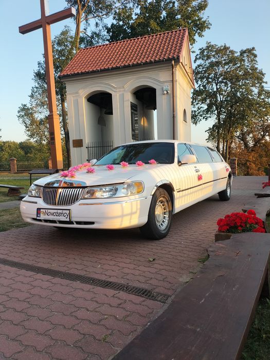 Auto do ślubu, wynajem limuzyny, samochody weselne,