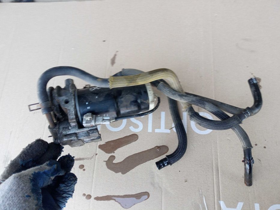 toyota rav4 III 06-12 obudowa filtra  paliwa POMPKA PALIWA 2,2