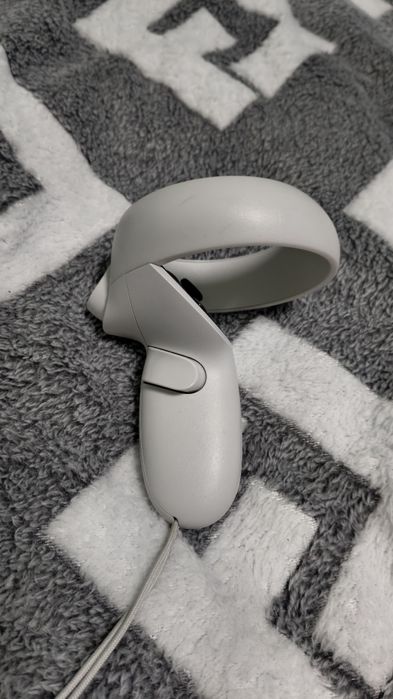 Контроллер Oculus(Meta)  Quest 2 правый