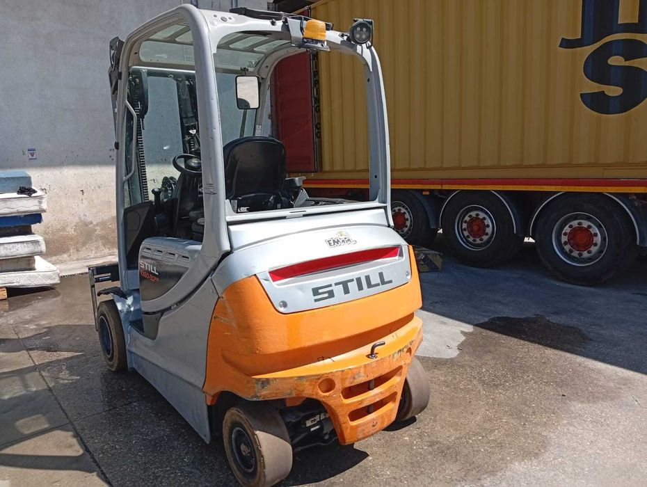 Empilhador elétrico **Still RX60-30