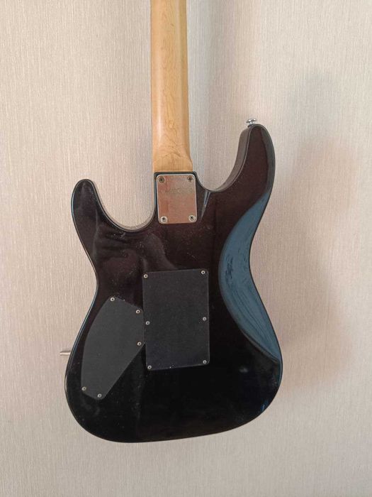 Электрогитара Schecter Omen 6 FR Black + Комбик Line 6 Spider IV 15Вт