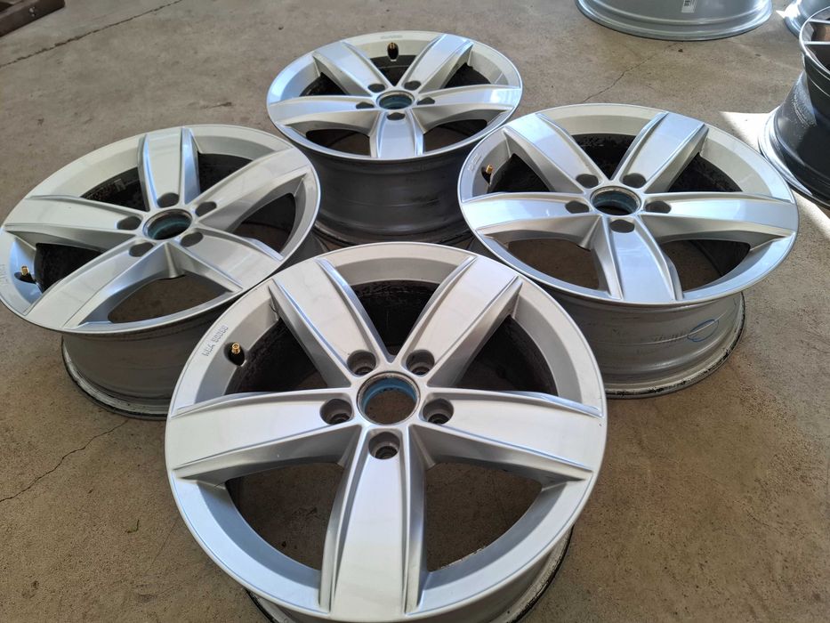 Felgi aluminiowe ! 16 Cali Volkswagen TIGUAN PASSAT BDB STAN! MONTAŻ!