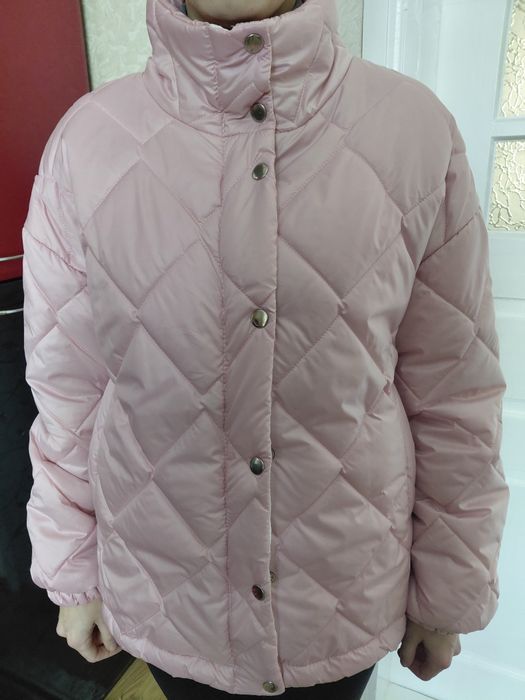Курточка жіноча на весну розмір s