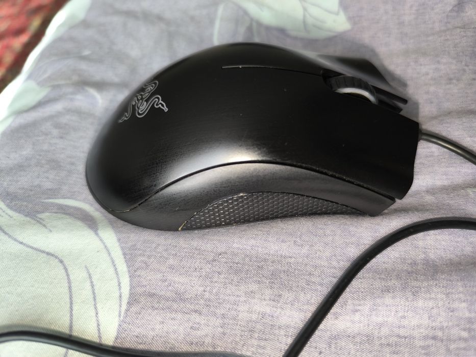 Мышка компьютерная Razer DEATHADDER ESSENTIAL