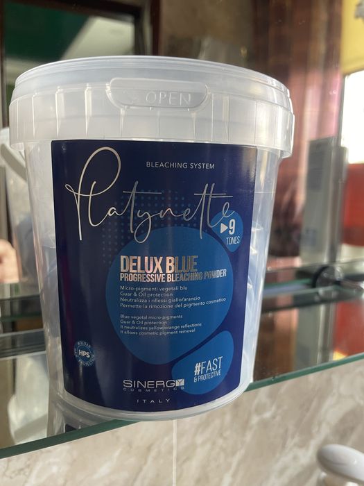 Порошок для висвітлення Італія( куплений Профі косметікс)