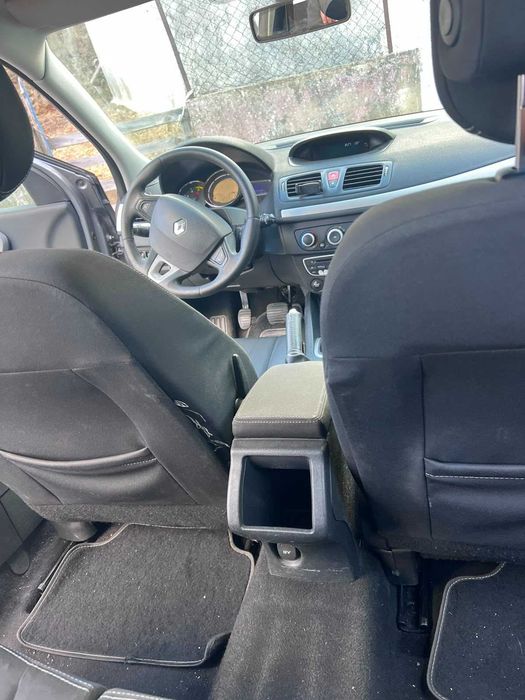 Vendo carrinha Megane
