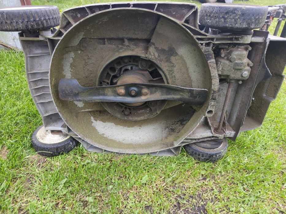 Kosiarka honda hrb ,napęd 2 biegi ,sprzęgło noża. Gxv140