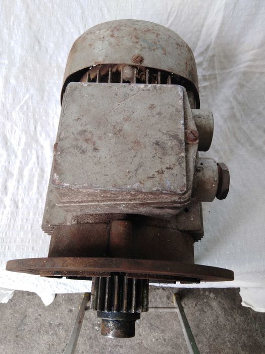 Silnik elektryczny 3,4 kw