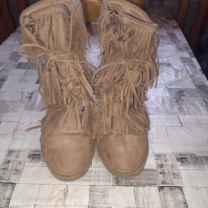 Botki na koturnie rozmiar 37