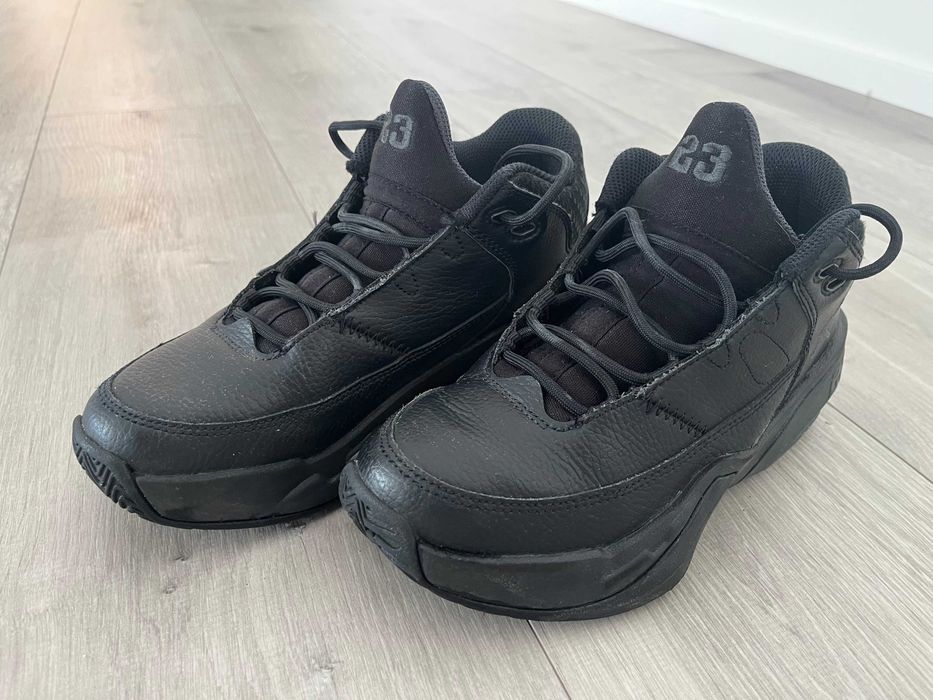 Air Jordan Max Aura 3