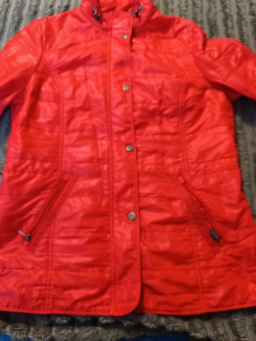 Куртка весняна 50 розмір