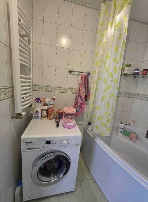Продаж 3 кім квартири в Центрі