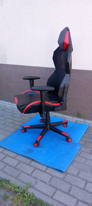 Fotel gamingowy needforspeed do biurka gabinetu do gier