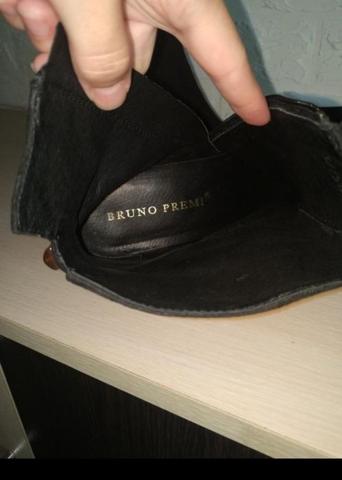 Женские замшевые ботинки