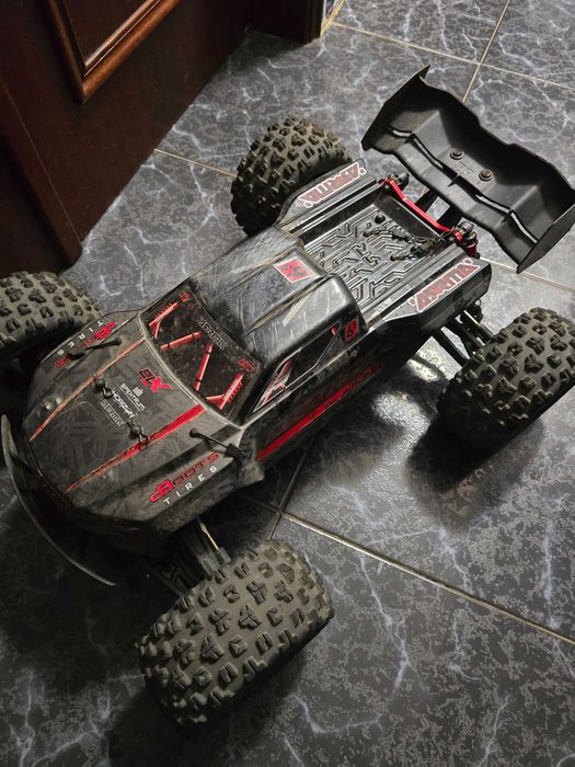 Arrma kraton 6s EXB
