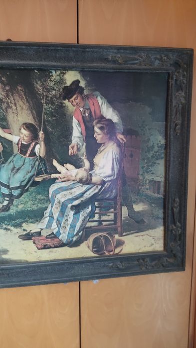 Quadro antigo com imagem de família