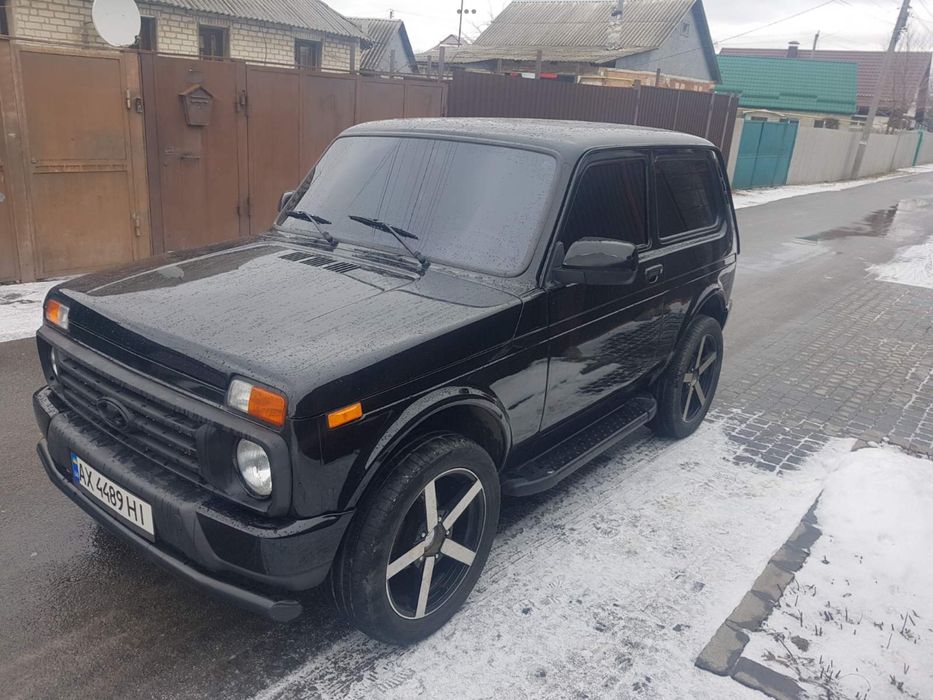Продам  нива 21214