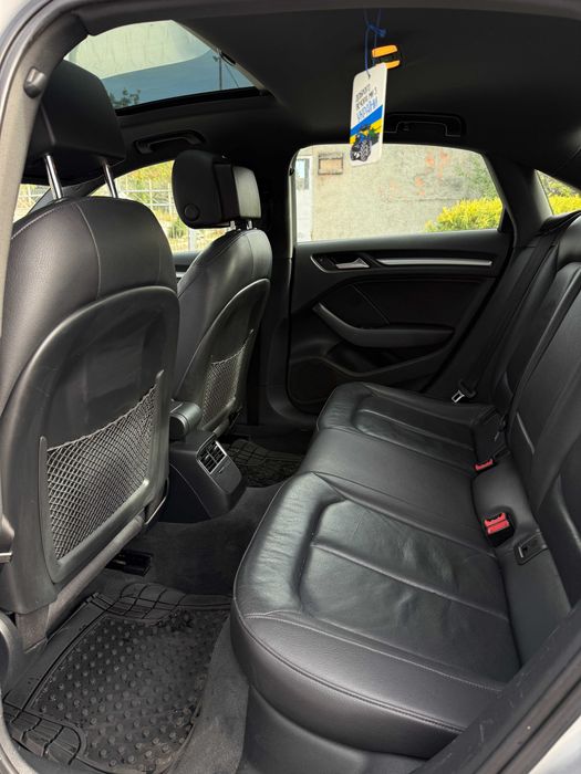 продаж авто Audi A3 2014