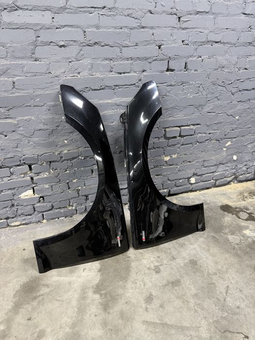 Крило переднє Audi A4 B9 2016-2019 рік LY9T чорне крыло