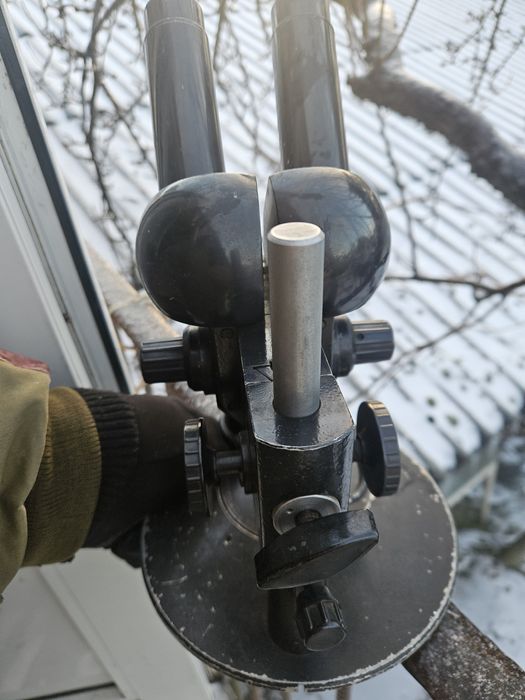 Мікроскоп МБС-1  .