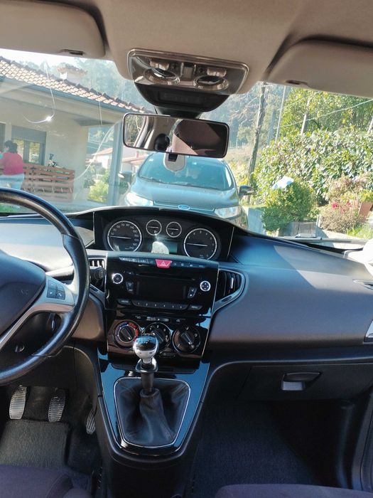 Lancia 1.2 ypsilon