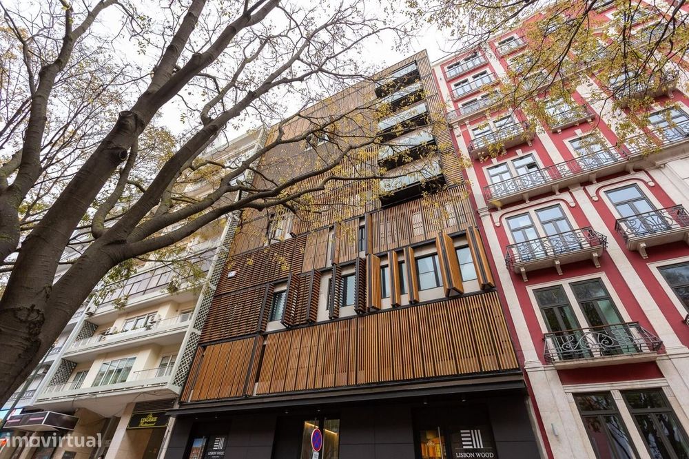 Avenida António Augusto Aguiar 86 | Arrendamento | T3 com 3 suites | E