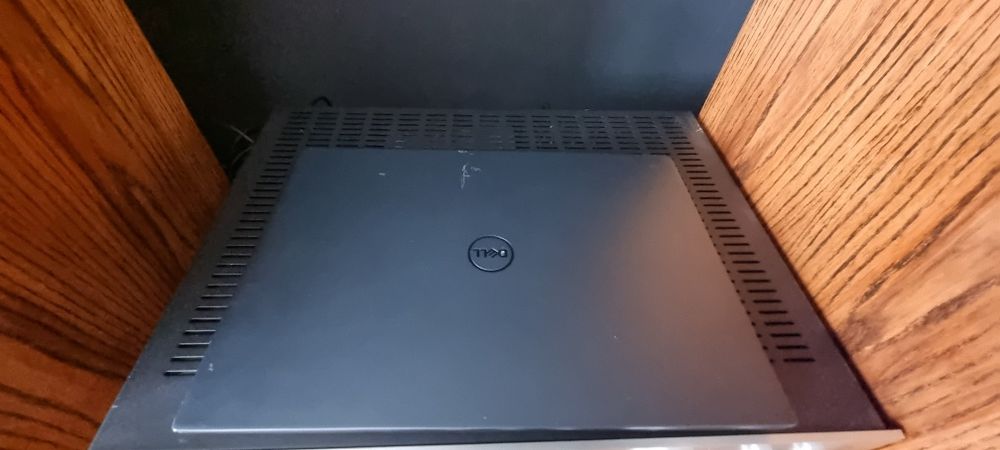 Dell Vostro 5490