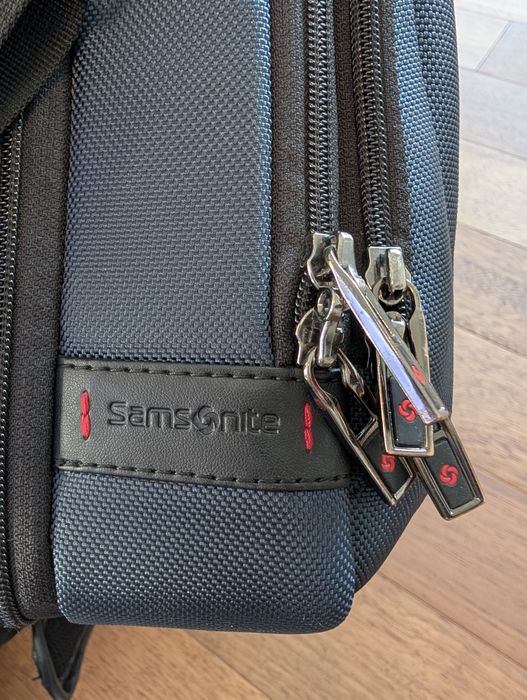 Samsonite Pro DLX-5 Briefcase 15.6''