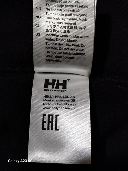 Helly Hansen czarna  czapka z polaru