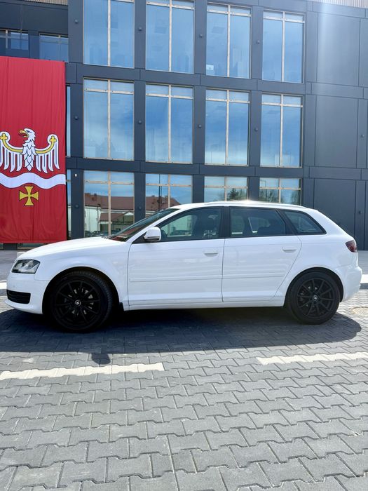 Audi A3 8P 1.6 MPI benzyna 2009r PL